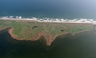 Luftaufnahme vom Naturschutzgebiet Schwansener See